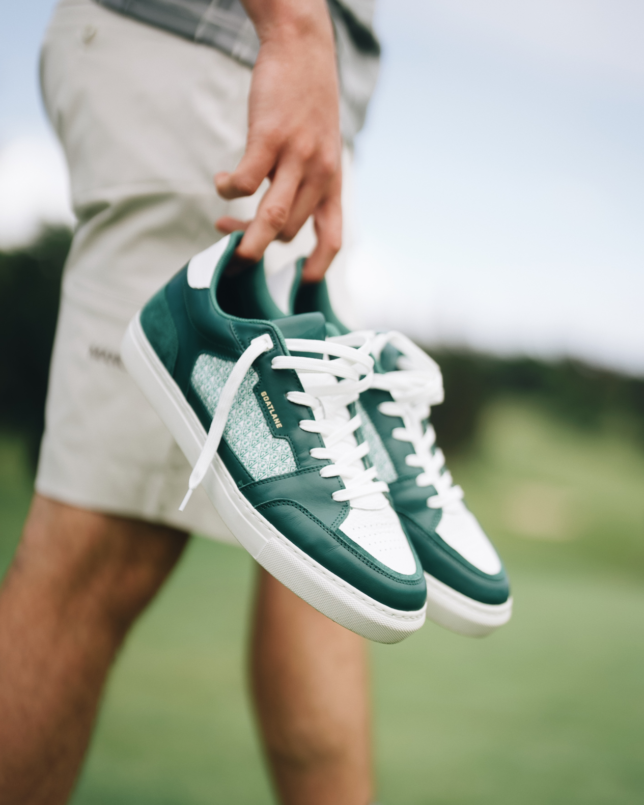 The Monogram Contour Green